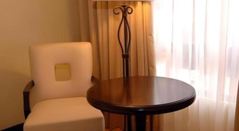 Planta Centro Bacolod Hotel & Residences Esterno foto